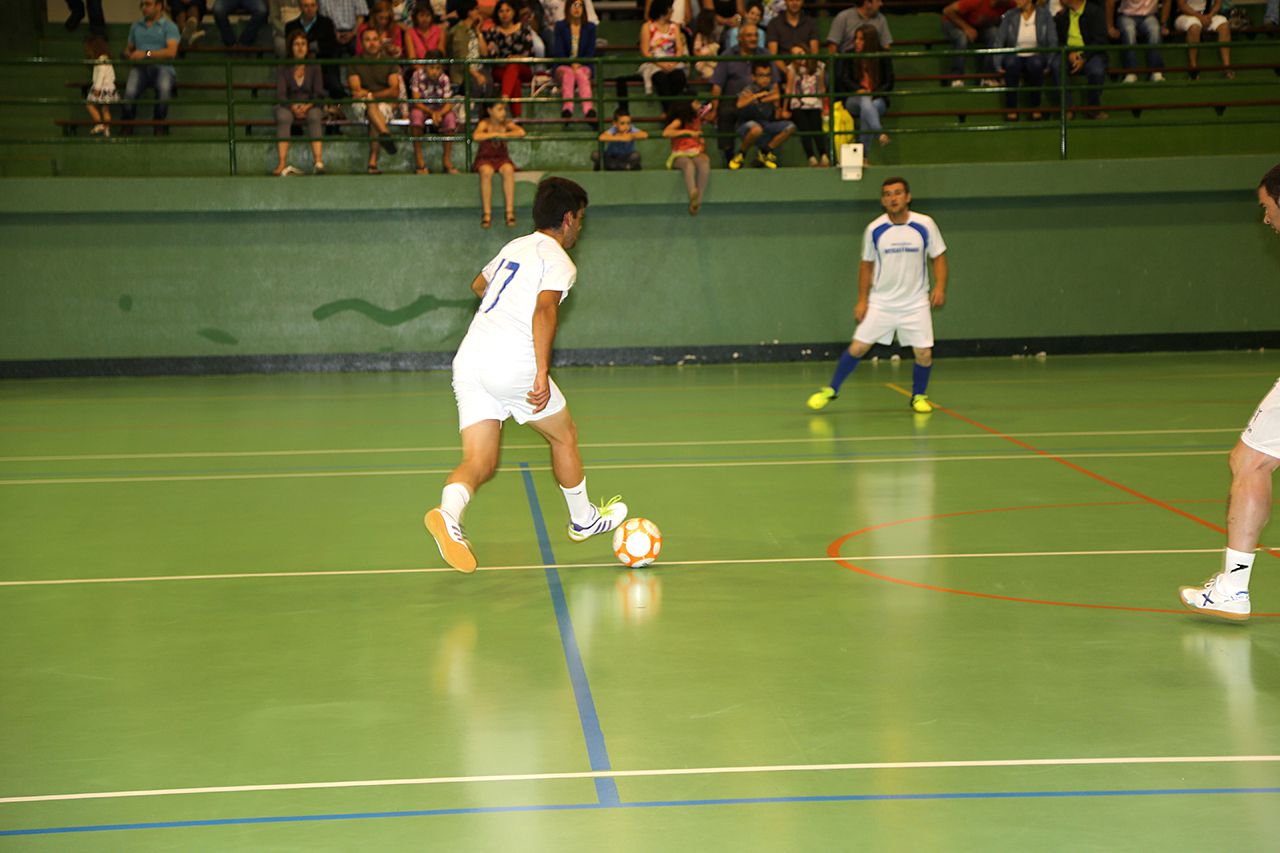 Indoor soccer - Wikipedia